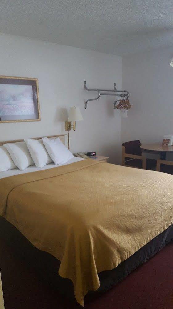 Rodeway Inn Willington North Kültér fotó